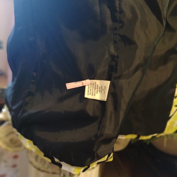 Open Front Jacket - Picture 7 of 9